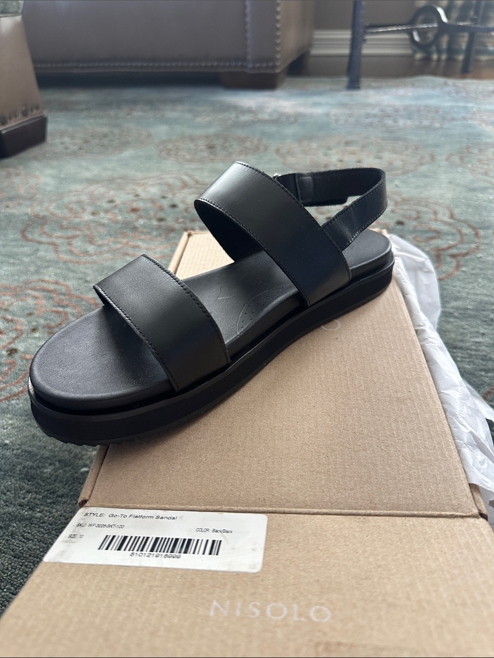 Nisolo Go-To Flatform Sandal in Black